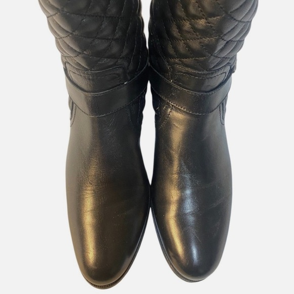 Black Leather Quilted Boots Mid Calf Minimalist Moto Style Back Zip 7.5 EUC - Picture 3 of 11